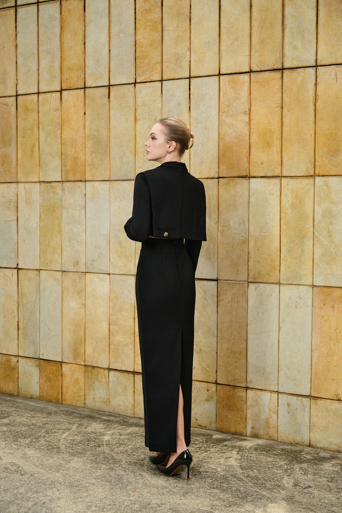 Kristen Tailored Cropped Single Breasted Blazer