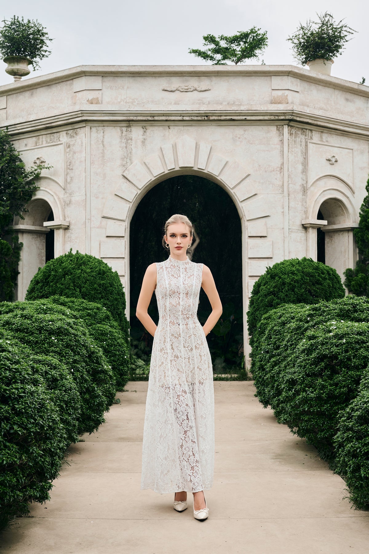 Lily Lace Maxi Dress