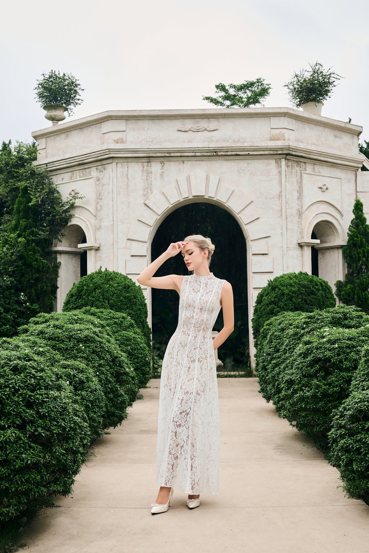 Lily Lace Maxi Dress