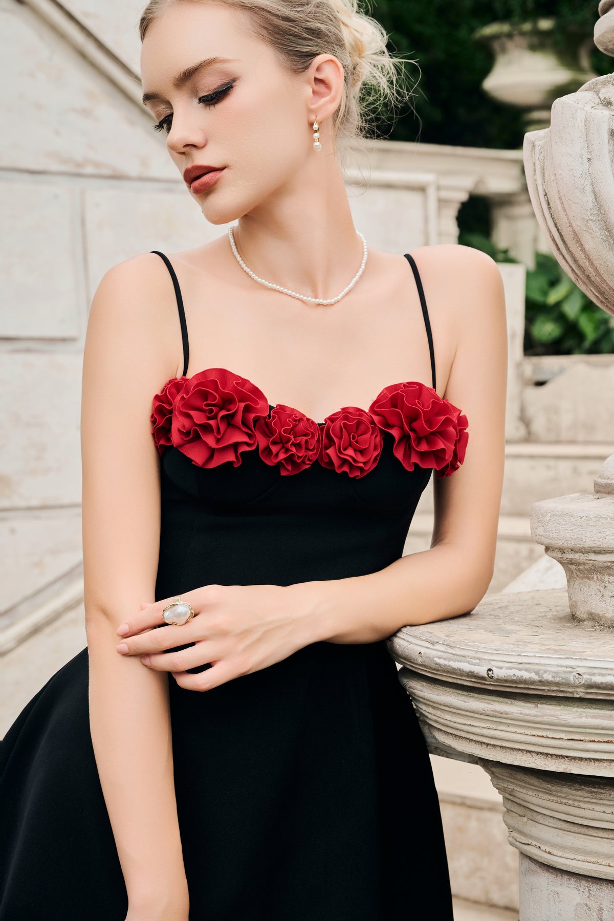 Rose Sweetheart Neck Mini Dress