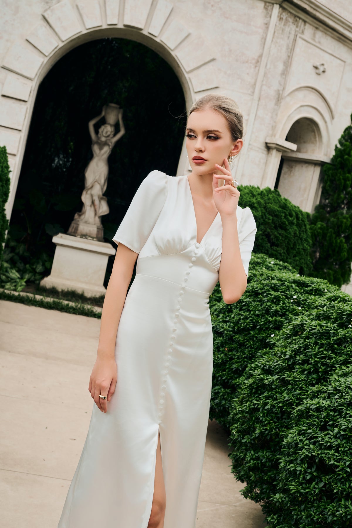 Elle Short Sleeves Midi Dress