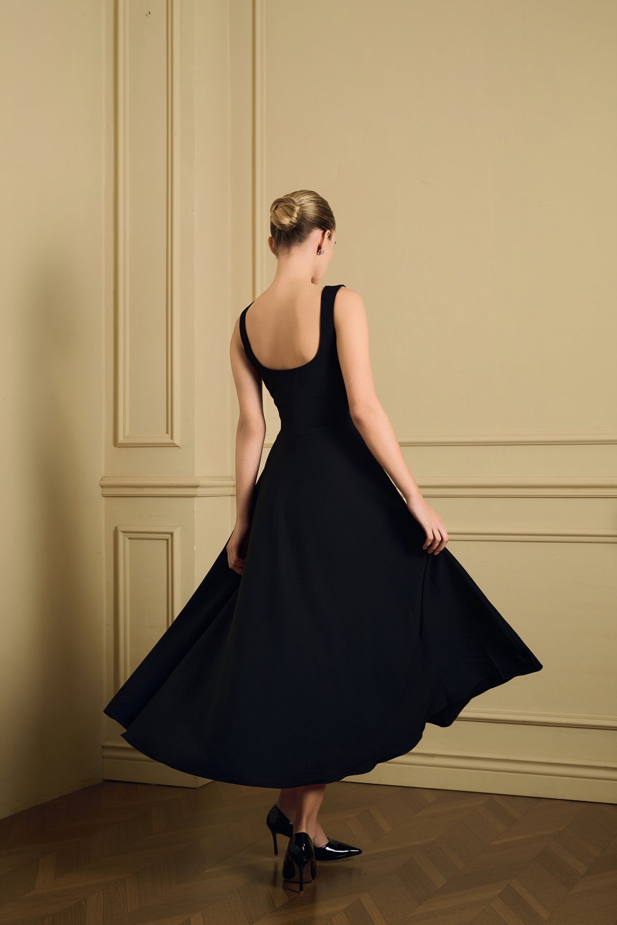 Angelina High Waist Square Neck Midi Dress