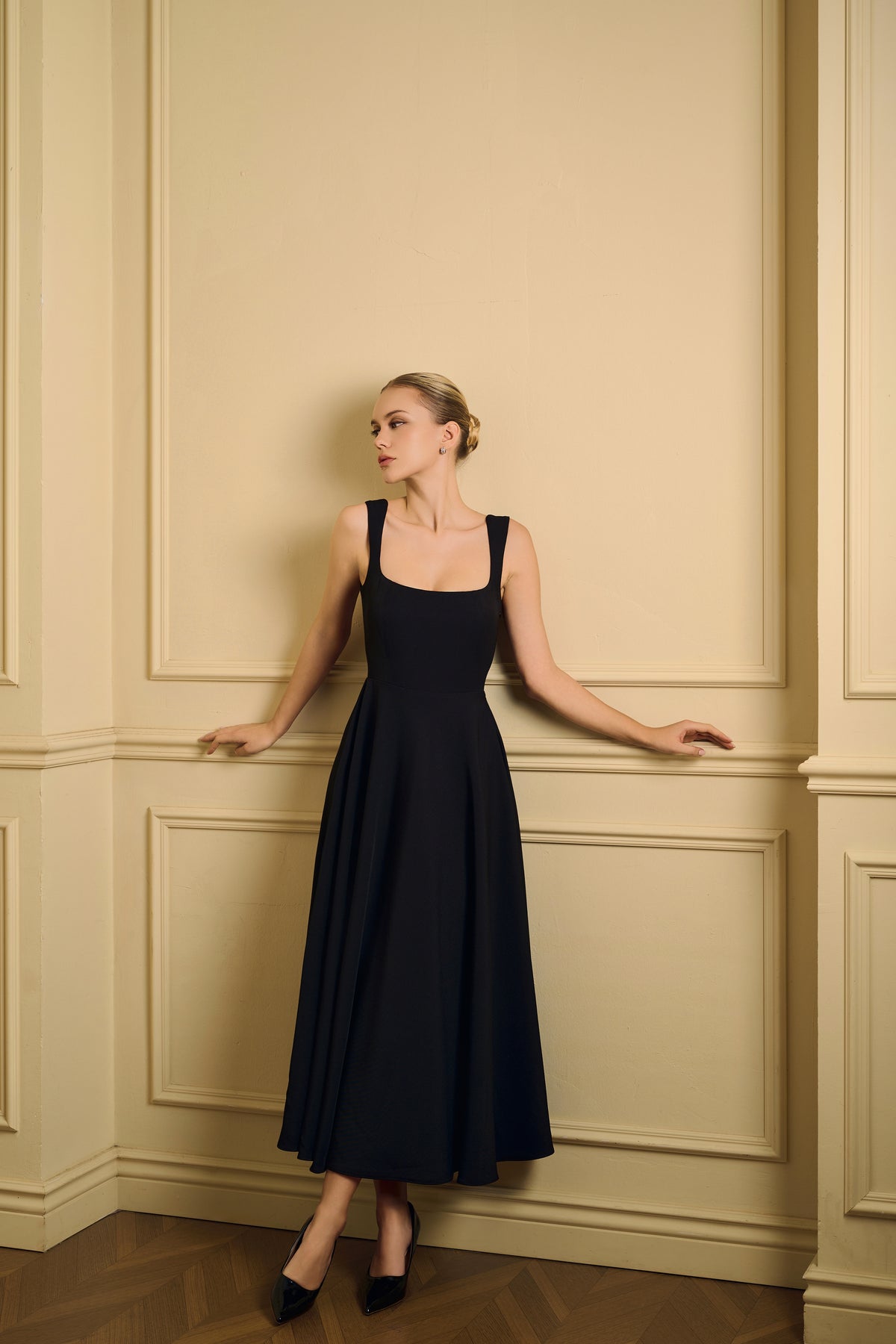 Angelina High Waist Square Neck Midi Dress