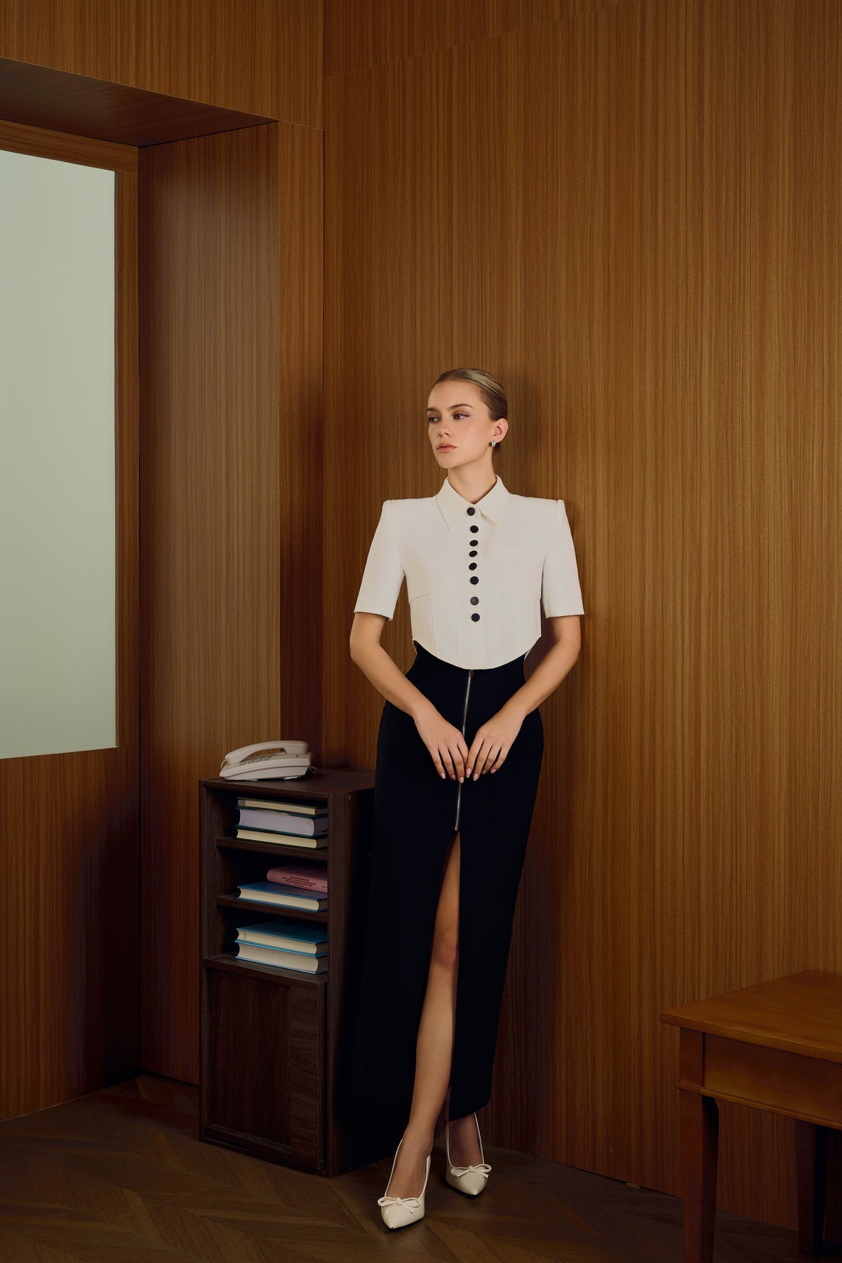 Madeleine Structured Short Sleeves Cropped Top