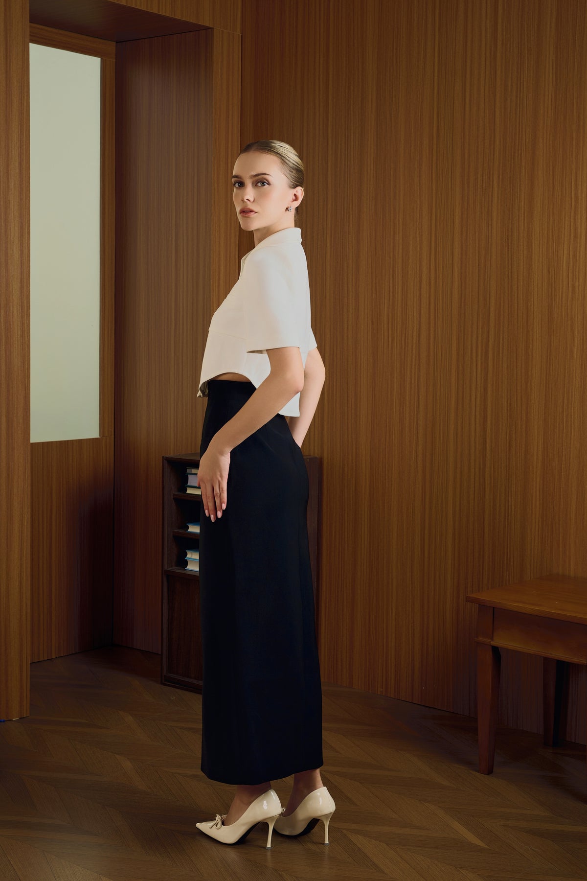 Madeleine Structured Short Sleeves Cropped Top